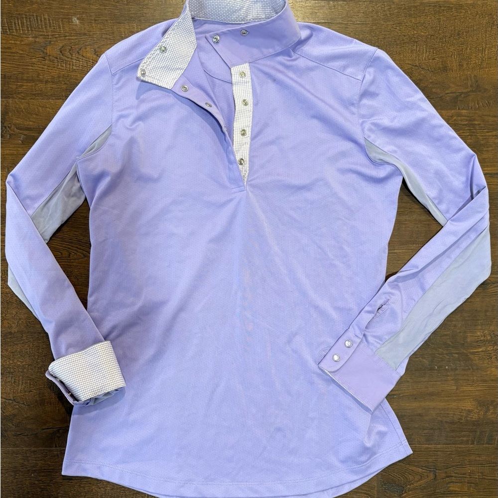 Essex Classics women’s show shirt